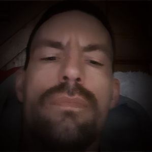 Meet your Posher, Clint